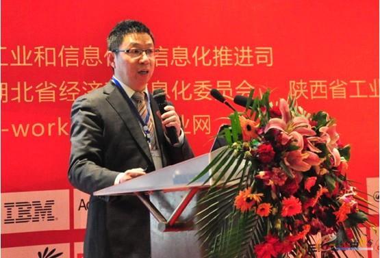 ibm全球信息技术服务部资深系统架构师朱江华发表了主题为《智慧工厂